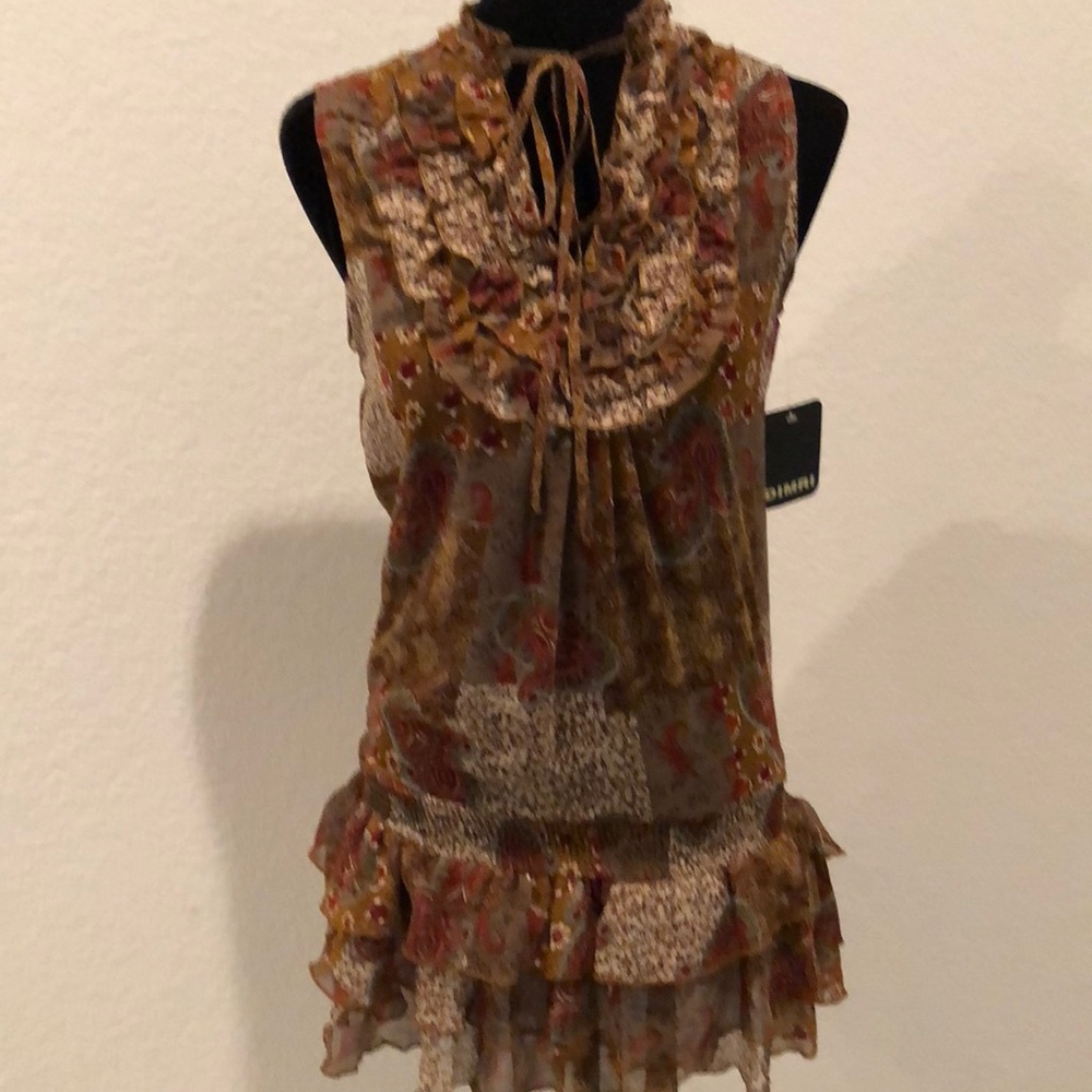 NWT Dimri top